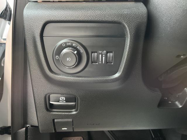 used 2023 Jeep Grand Cherokee car, priced at $34,976