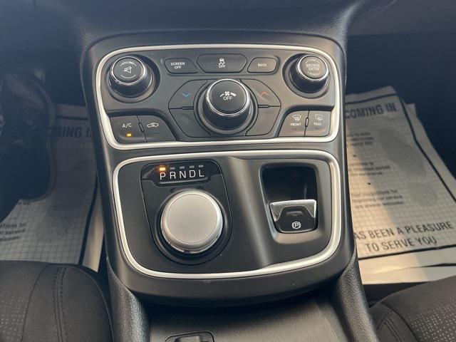 used 2016 Chrysler 200 car, priced at $2,995