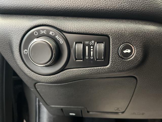 used 2016 Chrysler 200 car, priced at $2,995