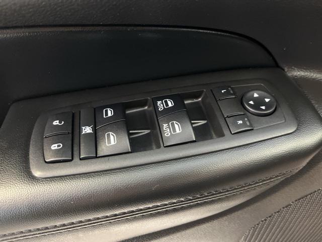 used 2017 Jeep Grand Cherokee car, priced at $18,995