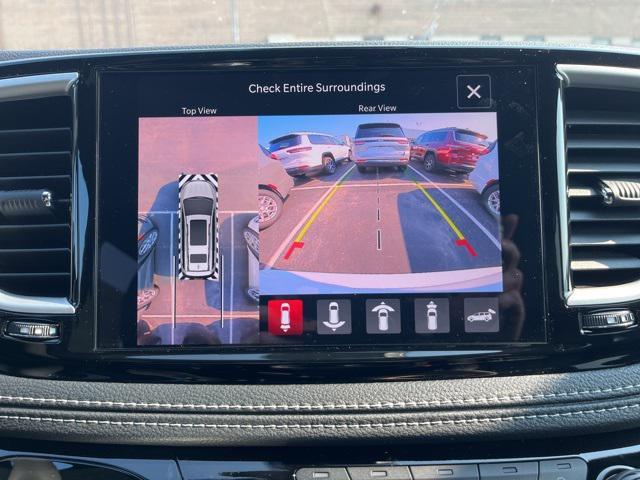new 2025 Chrysler Pacifica car, priced at $45,725