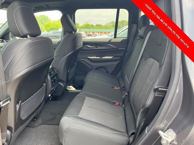 new 2025 Jeep Grand Cherokee car, priced at $44,170