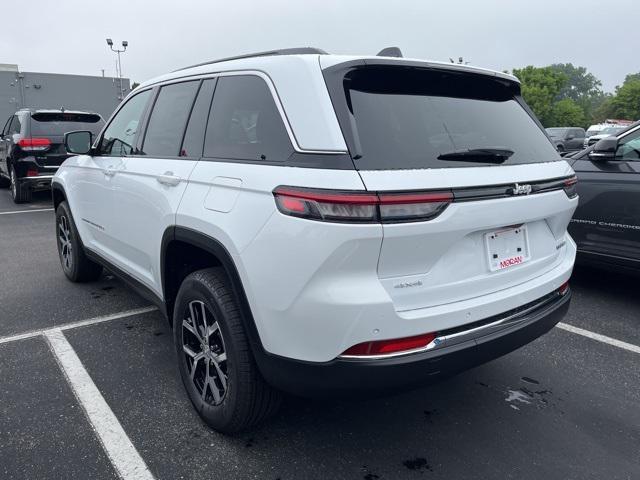 new 2025 Jeep Grand Cherokee car, priced at $47,895