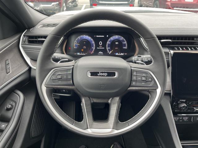 new 2025 Jeep Grand Cherokee car, priced at $47,895