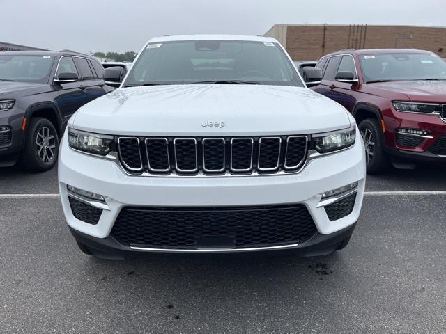 new 2025 Jeep Grand Cherokee car, priced at $47,895
