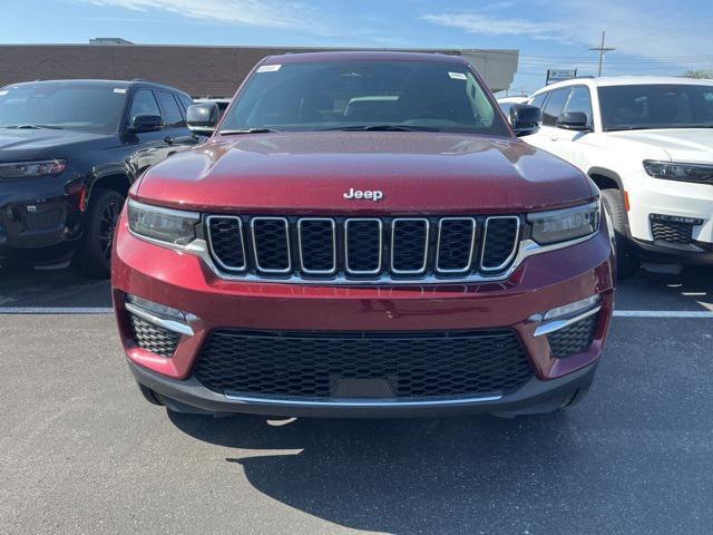new 2025 Jeep Grand Cherokee car, priced at $50,120