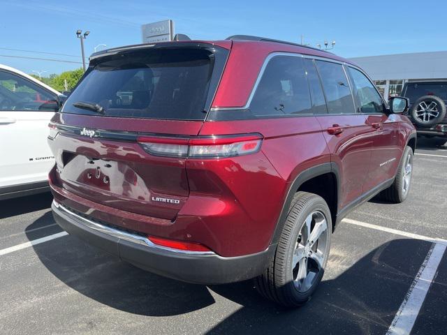 new 2025 Jeep Grand Cherokee car, priced at $50,120