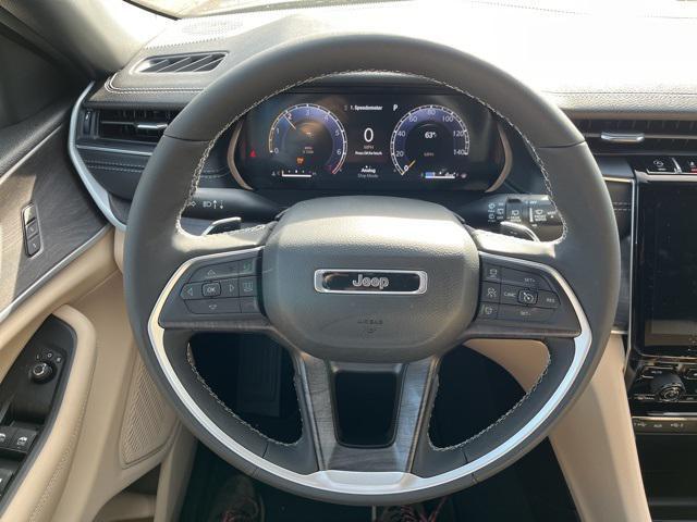 new 2025 Jeep Grand Cherokee car, priced at $47,495