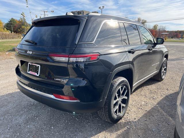 new 2025 Jeep Grand Cherokee car, priced at $47,495