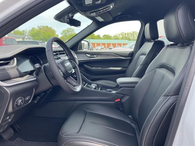new 2025 Jeep Grand Cherokee L car, priced at $51,625