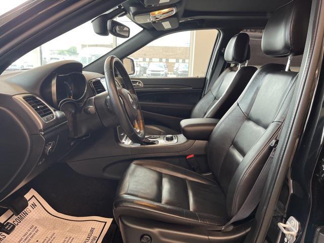 used 2022 Jeep Grand Cherokee car, priced at $31,895