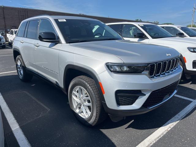 new 2025 Jeep Grand Cherokee car, priced at $44,170