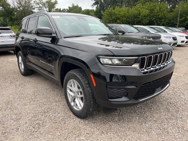 new 2024 Jeep Grand Cherokee car, priced at $44,970