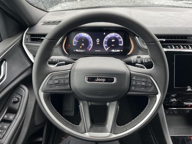 new 2025 Jeep Grand Cherokee car, priced at $46,730