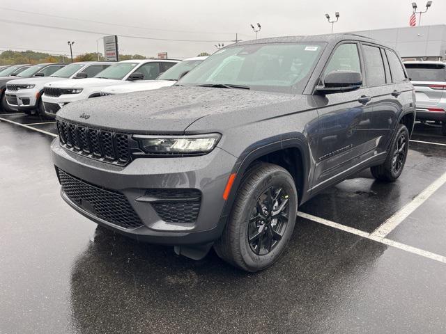 new 2025 Jeep Grand Cherokee car, priced at $46,730