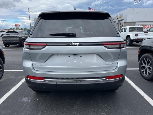 new 2024 Jeep Grand Cherokee car, priced at $50,295