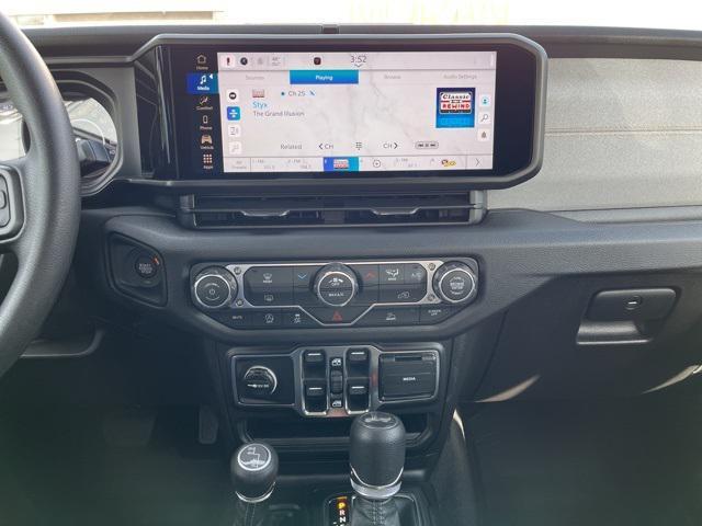 new 2026 Jeep Wrangler car