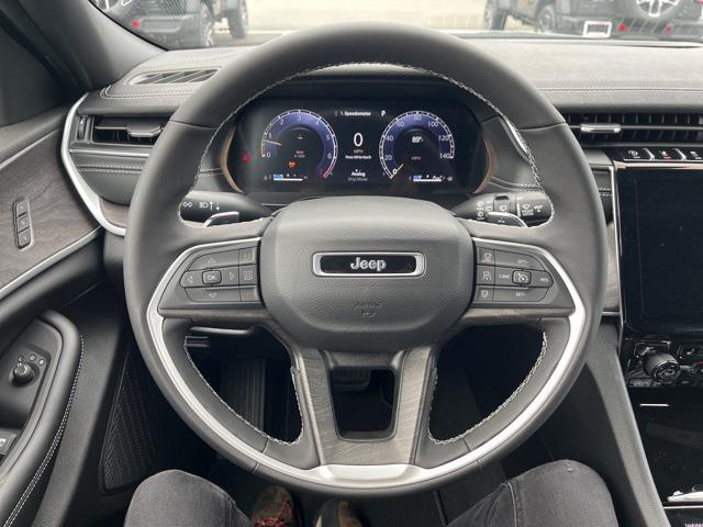 new 2025 Jeep Grand Cherokee car, priced at $47,495