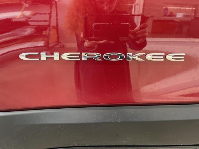 used 2021 Jeep Cherokee car, priced at $24,753