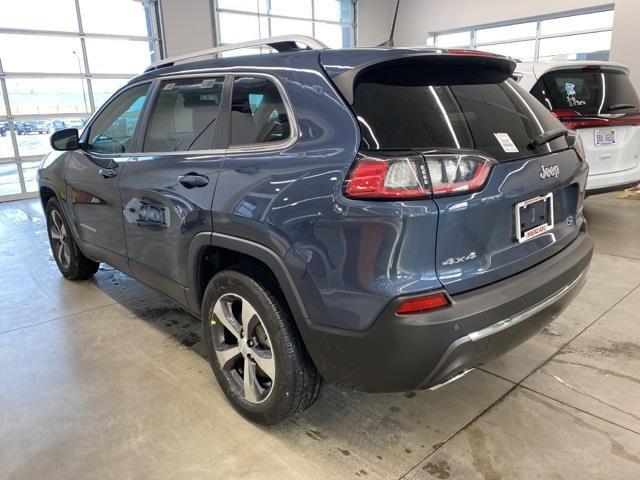 used 2019 Jeep Cherokee car