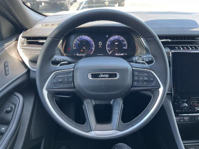 new 2025 Jeep Grand Cherokee car, priced at $48,490