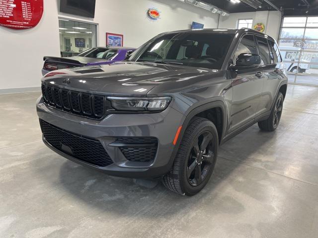 used 2023 Jeep Grand Cherokee car, priced at $32,056