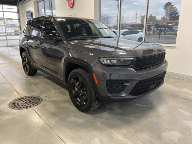 used 2023 Jeep Grand Cherokee car, priced at $32,056