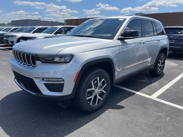 new 2025 Jeep Grand Cherokee car, priced at $47,495