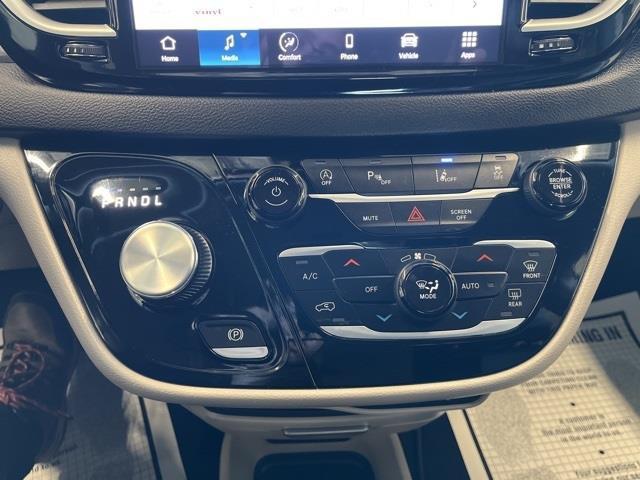 used 2023 Chrysler Pacifica car, priced at $24,225