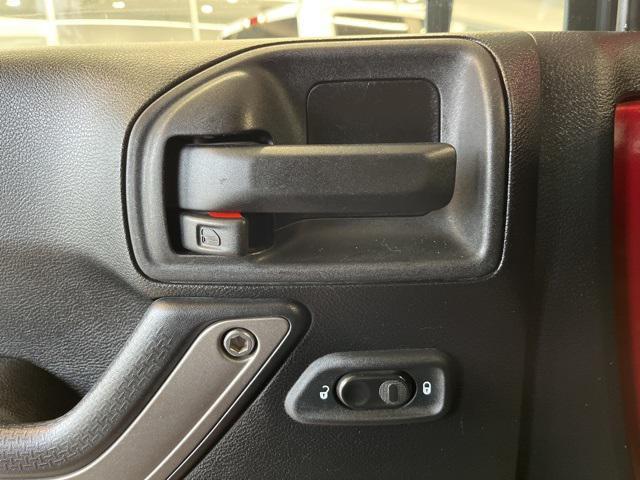 used 2013 Jeep Wrangler Unlimited car, priced at $11,495