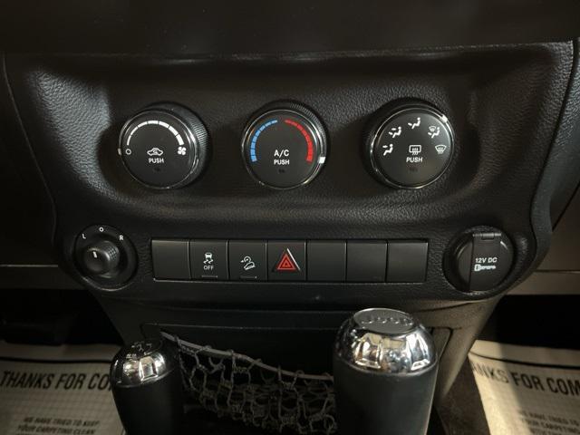 used 2013 Jeep Wrangler Unlimited car, priced at $11,495