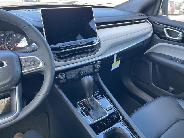 new 2026 Jeep Compass car, priced at $35,350