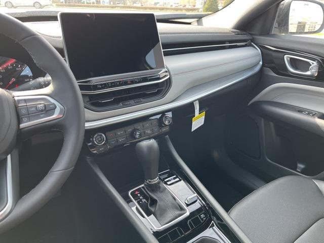 new 2025 Jeep Compass car, priced at $34,435