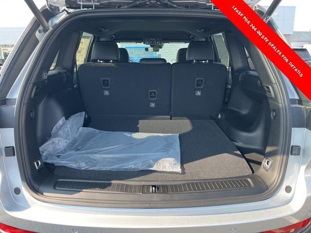 new 2025 Jeep Grand Cherokee car, priced at $51,015