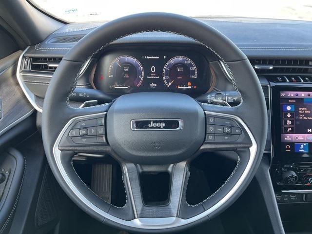 new 2025 Jeep Grand Cherokee car, priced at $51,015