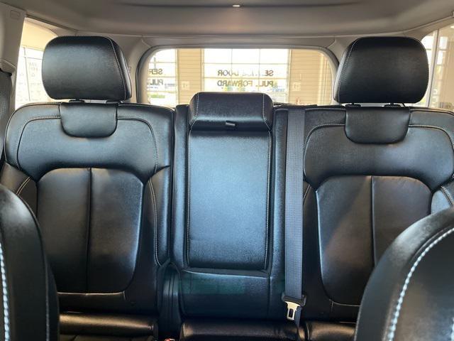 used 2023 Jeep Grand Cherokee car, priced at $34,148