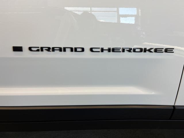 used 2023 Jeep Grand Cherokee car, priced at $34,148