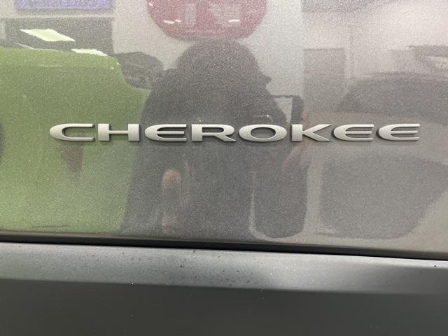 used 2020 Jeep Cherokee car, priced at $20,436