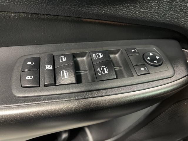 used 2020 Jeep Cherokee car, priced at $20,436