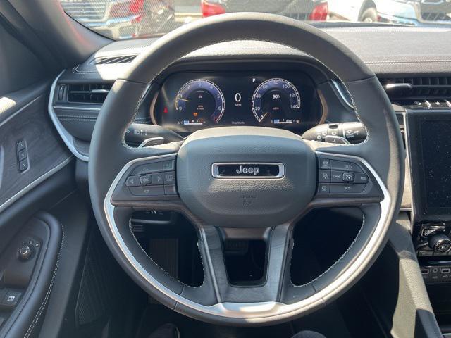 new 2025 Jeep Grand Cherokee car, priced at $47,495