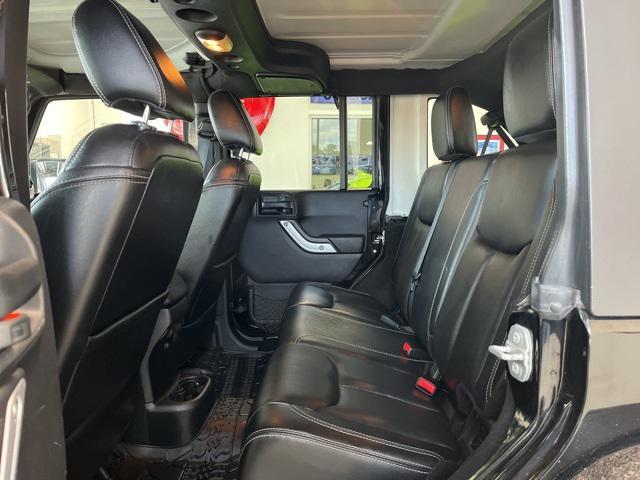 used 2015 Jeep Wrangler Unlimited car, priced at $17,995