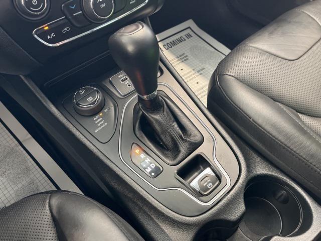 used 2021 Jeep Cherokee car, priced at $24,042