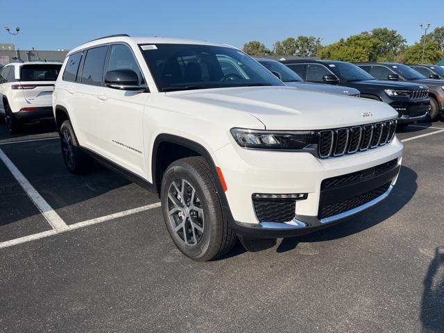 new 2025 Jeep Grand Cherokee L car, priced at $48,900