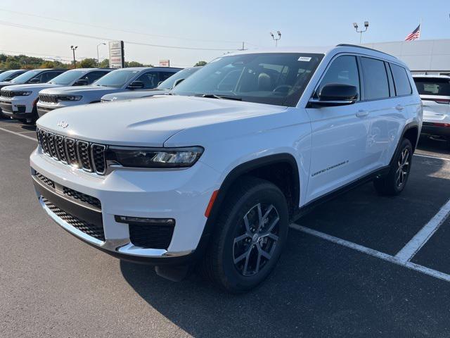 new 2025 Jeep Grand Cherokee L car, priced at $48,900