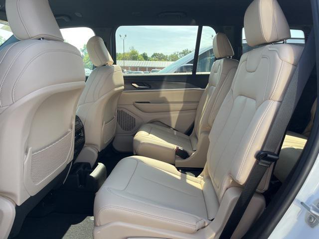 new 2025 Jeep Grand Cherokee L car, priced at $48,900