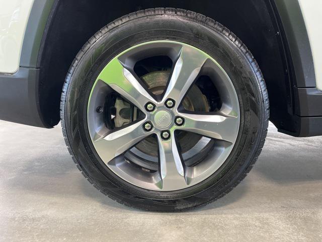 used 2021 Jeep Grand Cherokee L car, priced at $27,721