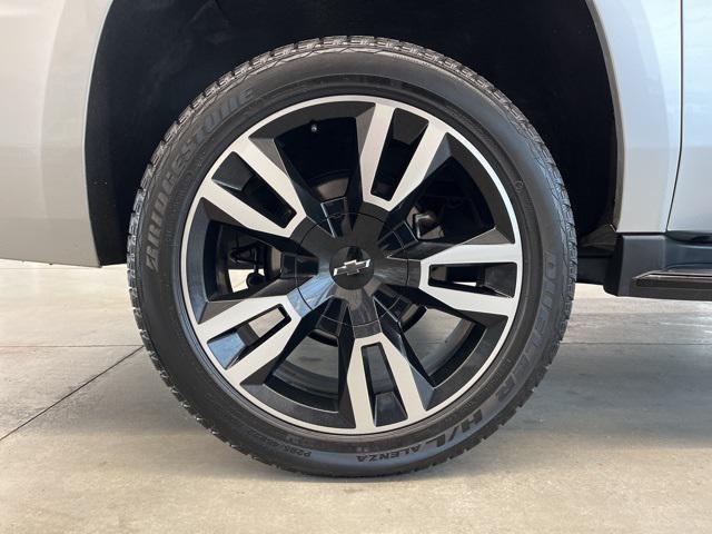 used 2020 Chevrolet Suburban car, priced at $18,488