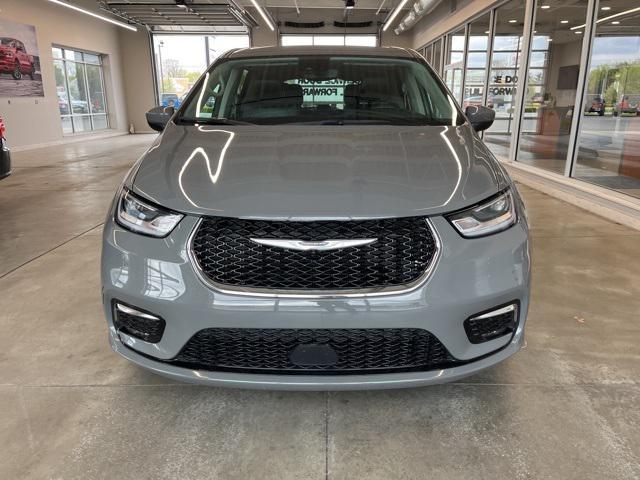 used 2023 Chrysler Pacifica car, priced at $26,412