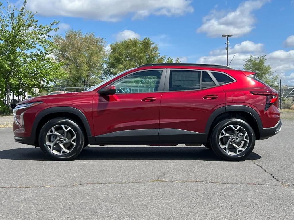 new 2025 Chevrolet Trax car, priced at $24,690