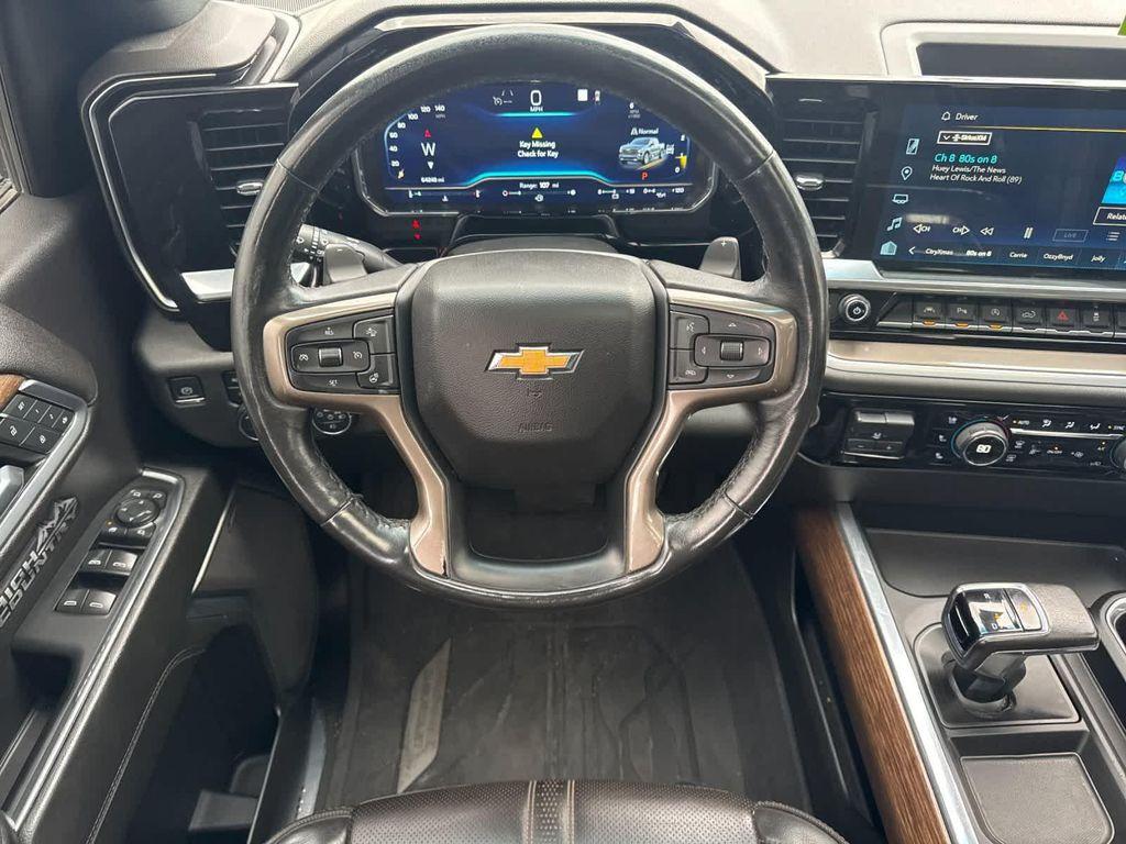 used 2022 Chevrolet Silverado 1500 car, priced at $41,990